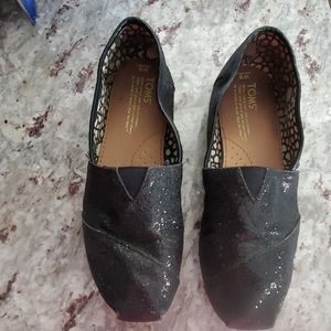 Toms shoes